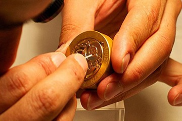 玫瑰金劳力士保养中心地址查询