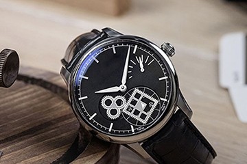 劳力士手表晚上偷停